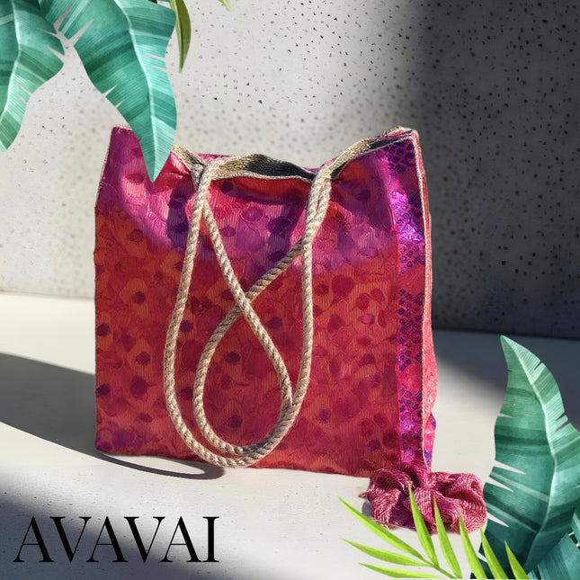 The Silky Tote Bag + scrunchie ☀️Fuks