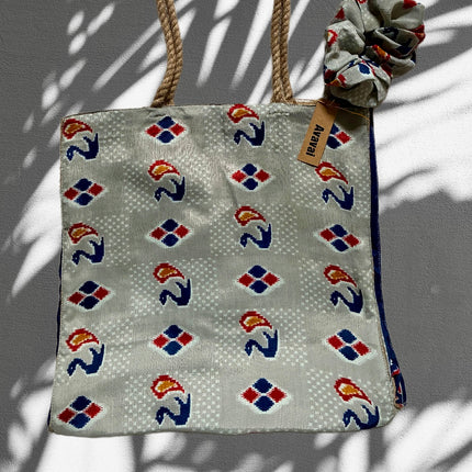 The Silky Beach Bag + scrunchie ☀️Silver Sea