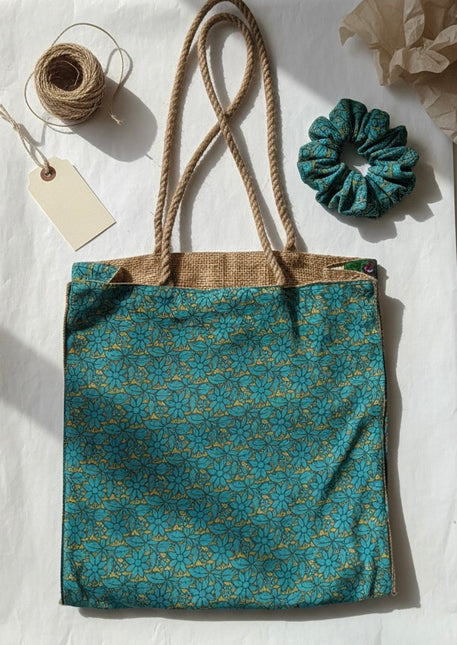 The Silky Shopper Bag + Scrunchie ★ Babilonia