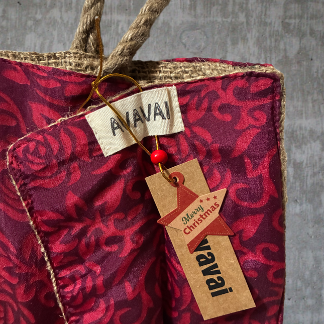 The Silky Shopper Bag + Scrunchie ★ Gibraltar