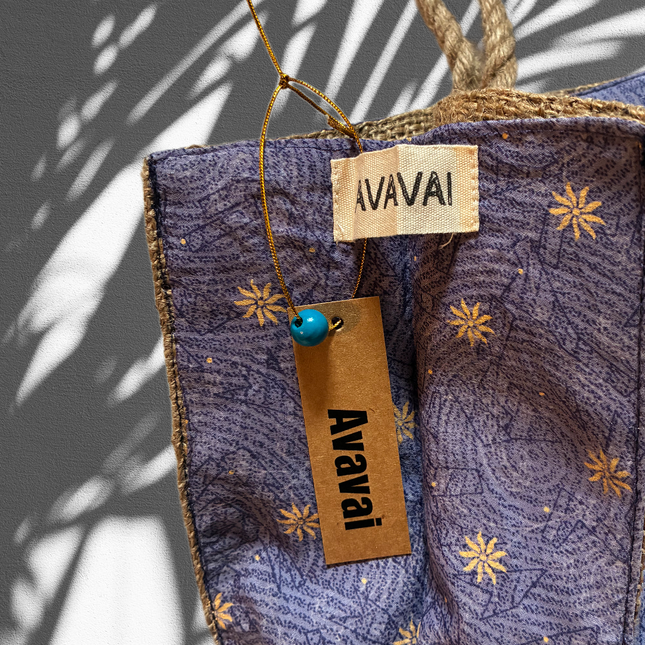 The Silky Tote Bag + scrunchie ☀️ Starry