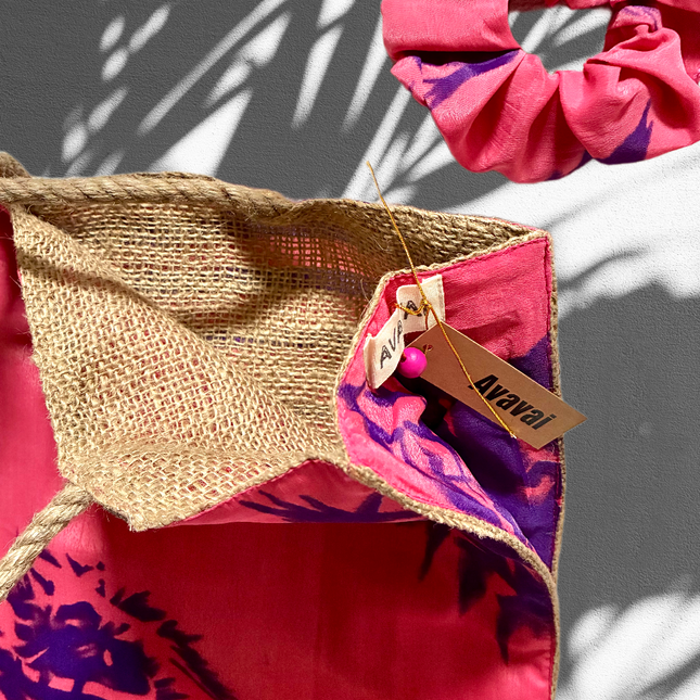 The Silky Tote Bag + scrunchie ☀️ Splash