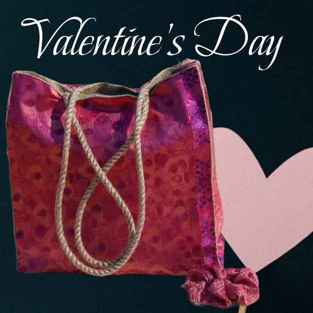 The Silky Bag + scrunchie ❤️ Valentina