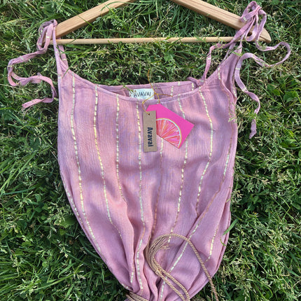 Maxi Dress a righe oro con cintura in cordoncino e nappine✨ Rosa Polvere
