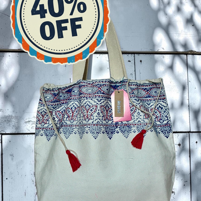 Borsa da Spiaggia con dettagli ricamati a mano 🦞 Vandana