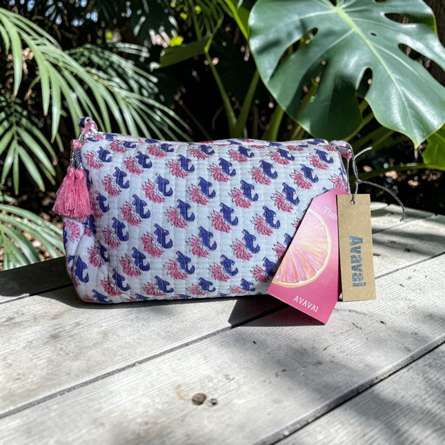 Roary Pouches ★ Lily