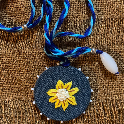 Blue Denim 🌻 Collana Ricamata a Mano 🌻