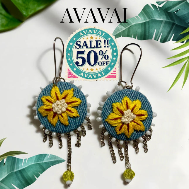Orecchini con ricamo a mano 🌼 Denim