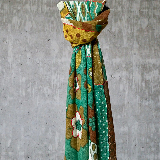 Sciarpa 100% Lana Ricamata a mano ❄️ Cortina