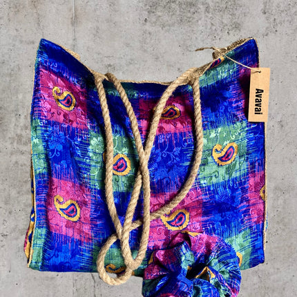 The Silky Shopper Bag + Scrunchie ★ Calei