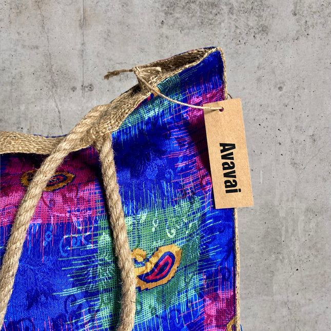 The Silky Shopper Bag + Scrunchie ★ Calei