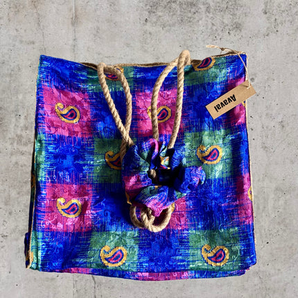 The Silky Shopper Bag + Scrunchie ★ Calei