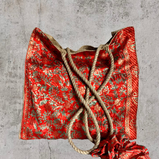 The Silky Shopper Bag + Scrunchie ★ Festy