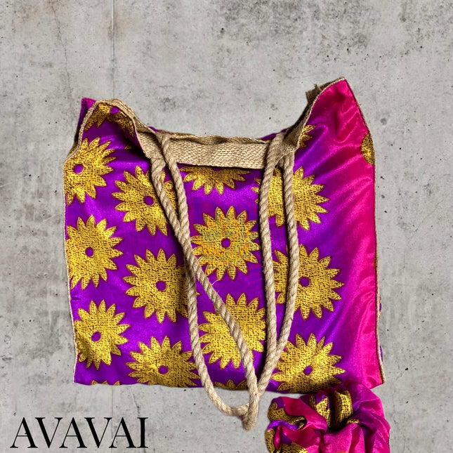 The Silky Shopper Bag + Scrunchie ★ Seville