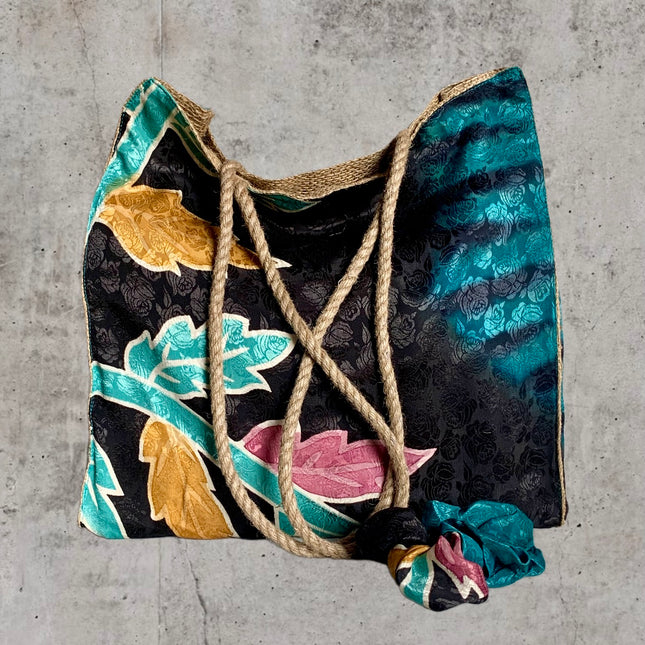The Silky Shopper Bag + Scrunchie ★ Ramillion