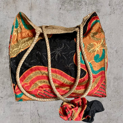 The Silkie Shopper Bag + Scrunchie ★ Belen