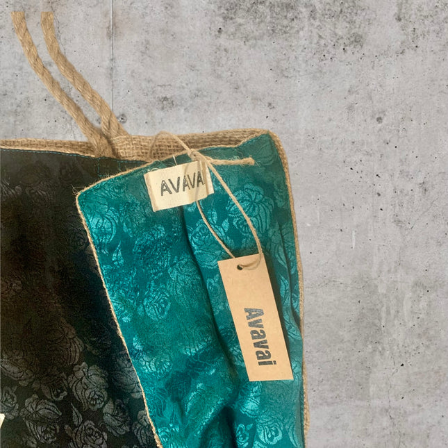 The Silky Shopper Bag + Scrunchie ★ Ramillion