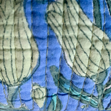 Roary Pouches 🐾 Poinsettia