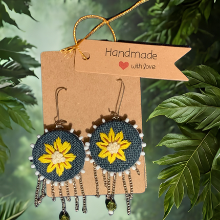Blue Denim & Sunflowers 🌻 Orecchini Pendenti ricamati a mano