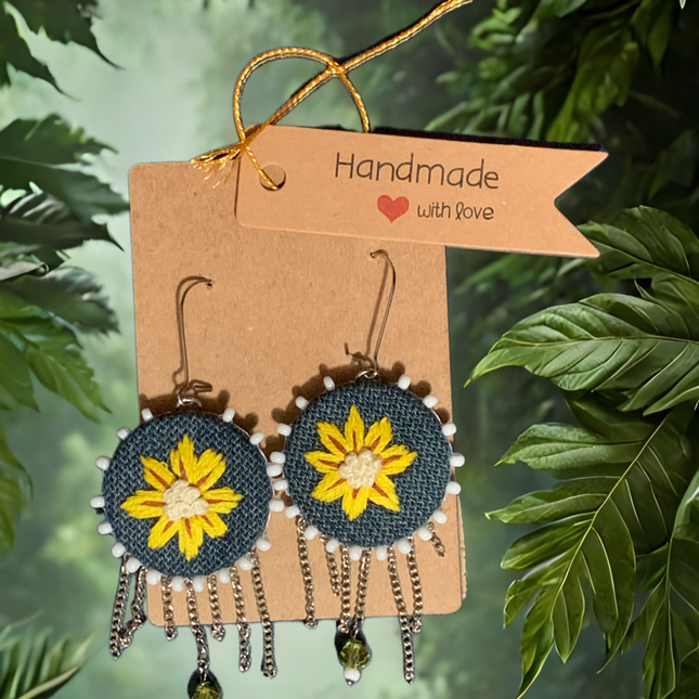 Blue Denim & Sunflowers 🌻 Orecchini Pendenti ricamati a mano