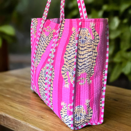 Tigers & Stripes Tote Bag 🐾 Fucsia