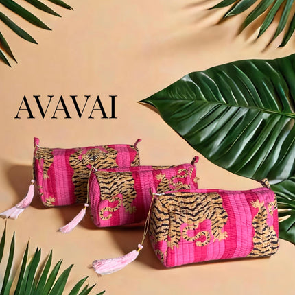 Roary Pouches  🐾 Tigers on Fuchsia