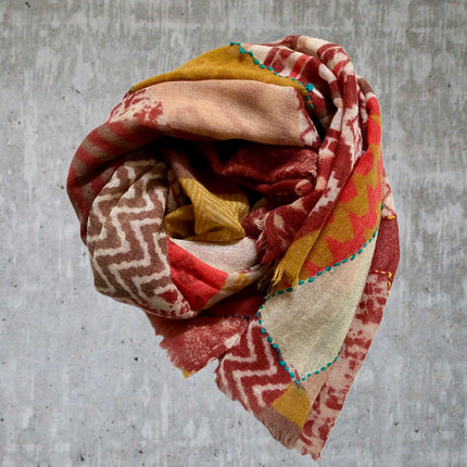 Sciarpa 100% Lana Ricamata a mano ❤️ Frankie